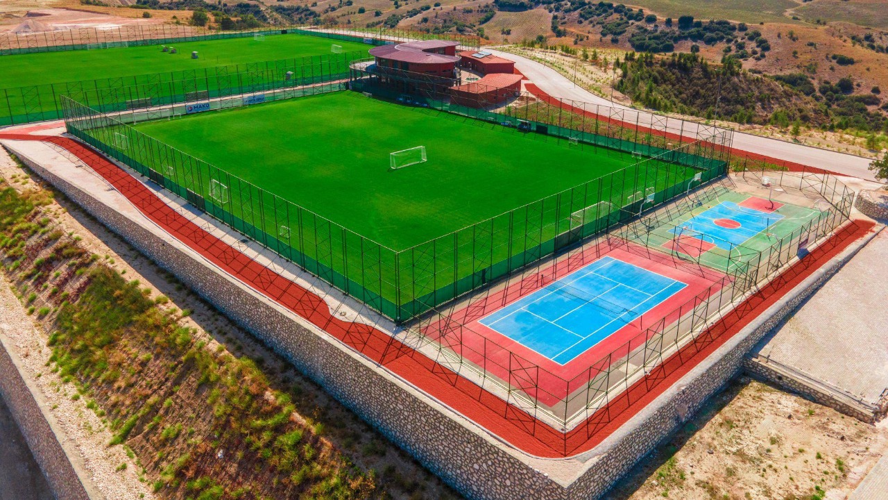 Davraz Yüksek İrtifa Kamp Merkezi